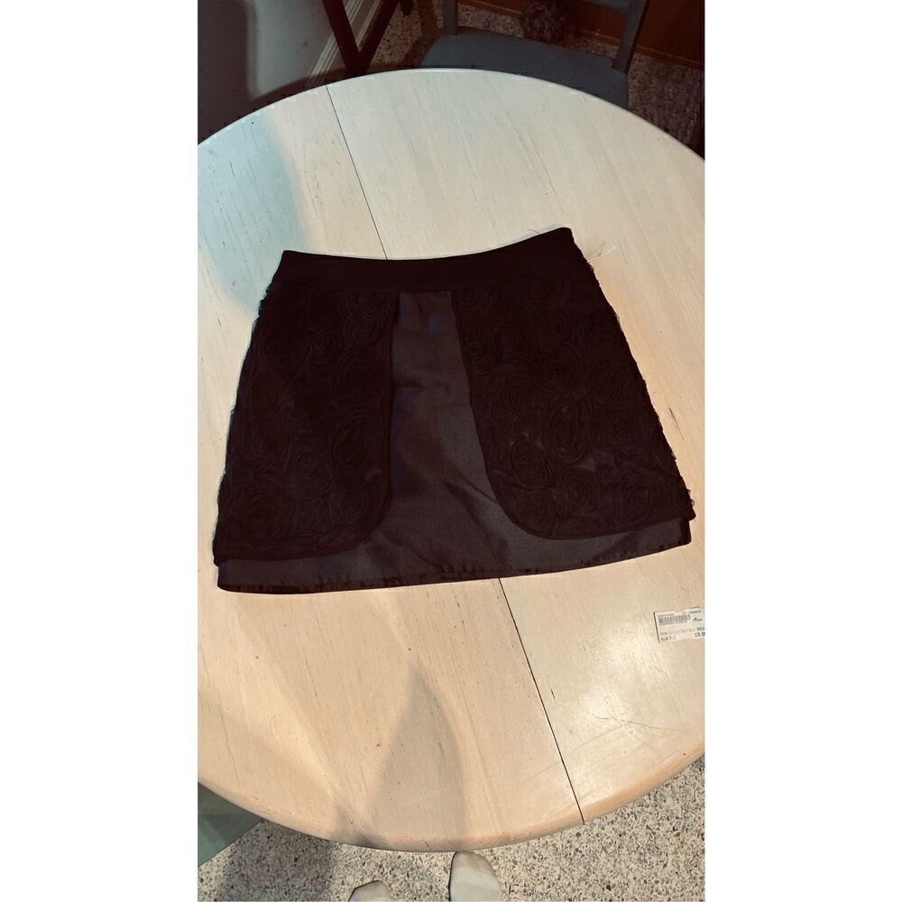 HARVEY FAIRCLOTH BLACK WOOL FLOWERS SILK UNDERLAY SKIRT SZ 10 BEAUTIFUL